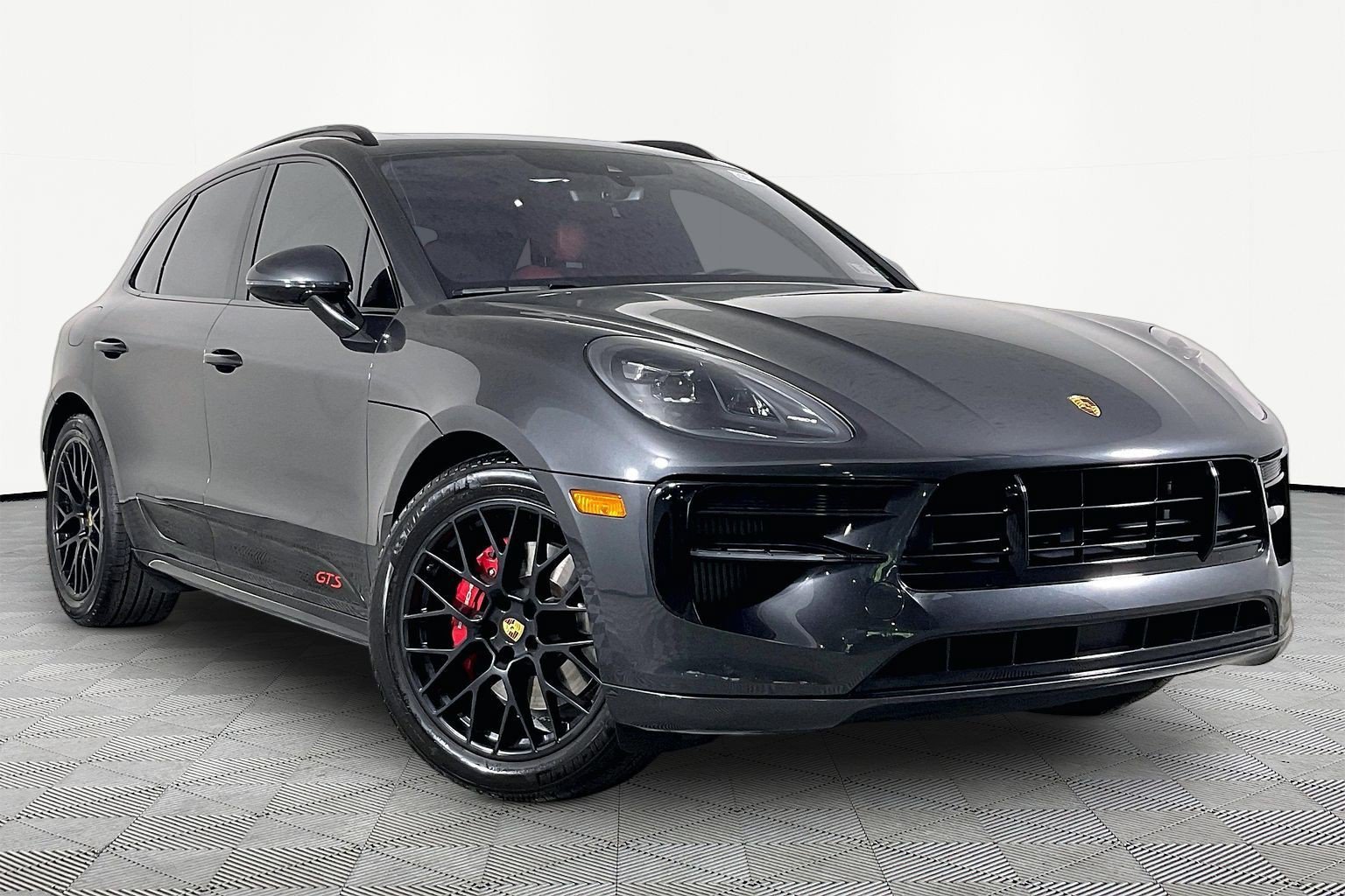 Used 2021 Porsche Macan GTS AWD/4WD image 4