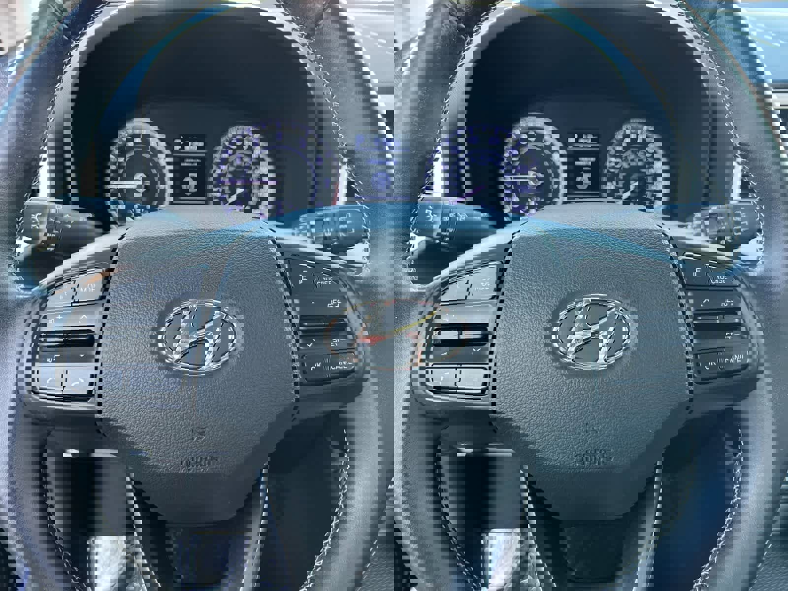 Certified 2022 Hyundai Venue Limited image 23