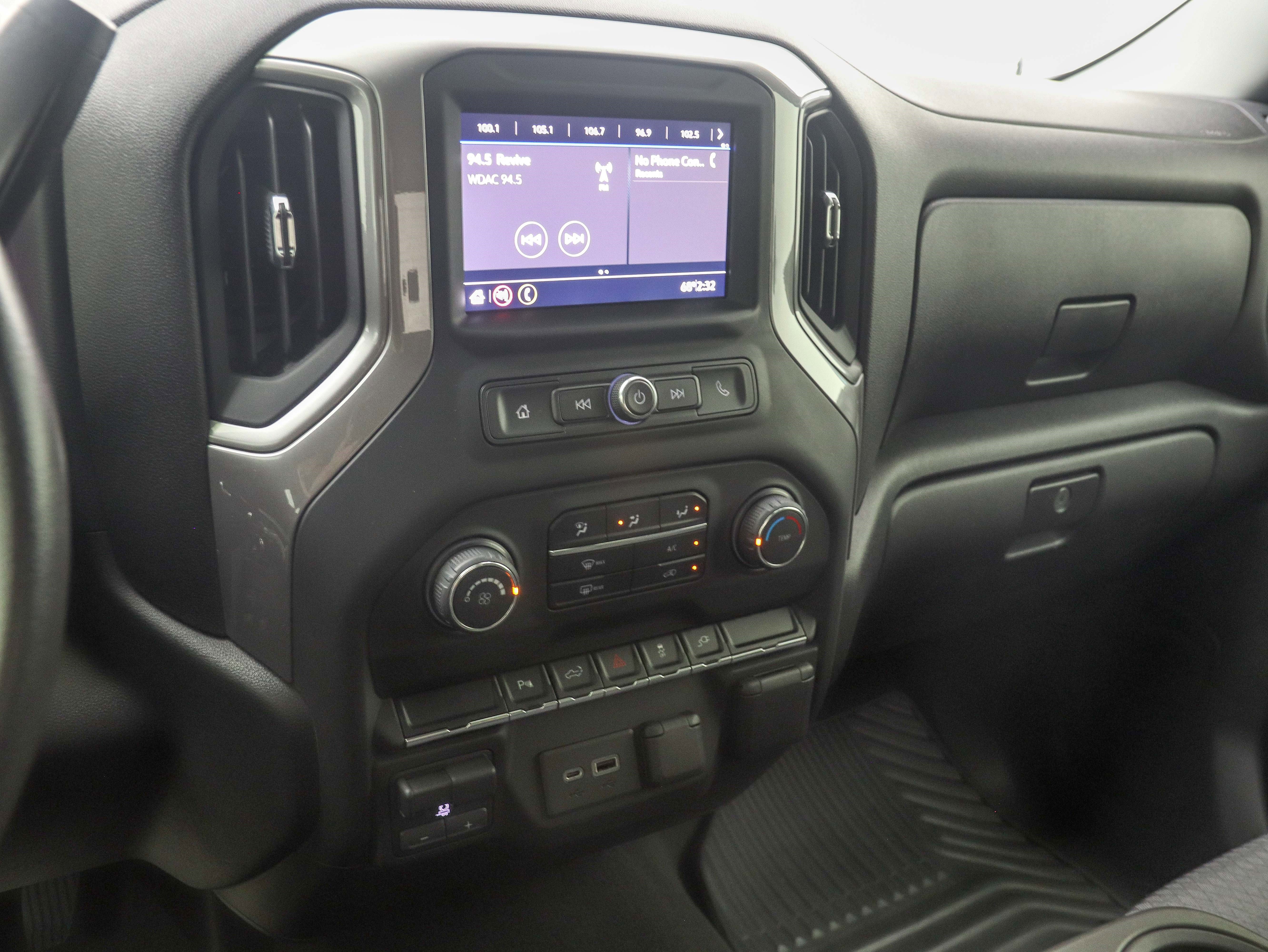 Used 2021 Chevrolet Silverado 1500 W/T w/ WT Value Package AWD/4WD image 23