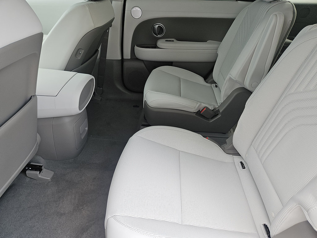 New 2026 Hyundai Palisade FWD Hybrid image 30