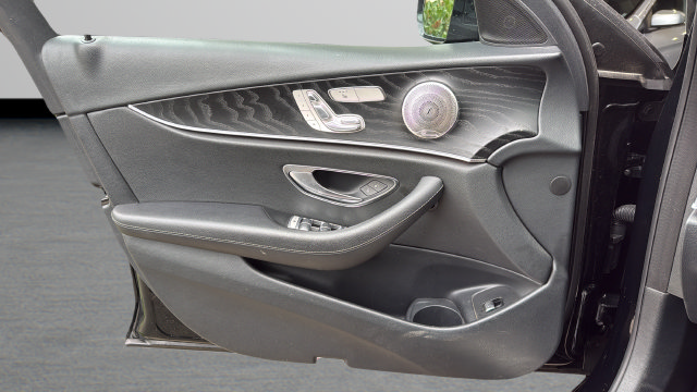 Used 2023 Mercedes-Benz E 350 Sedan image 11
