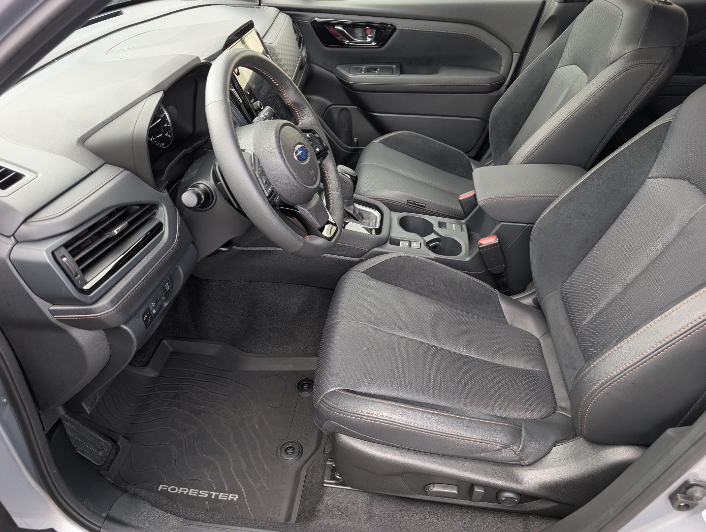 Certified 2025 Subaru Forester Touring w/ Protection Package AWD/4WD image 10