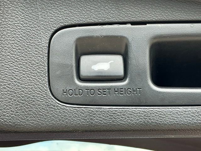 Used 2017 Honda CR-V Touring image 7