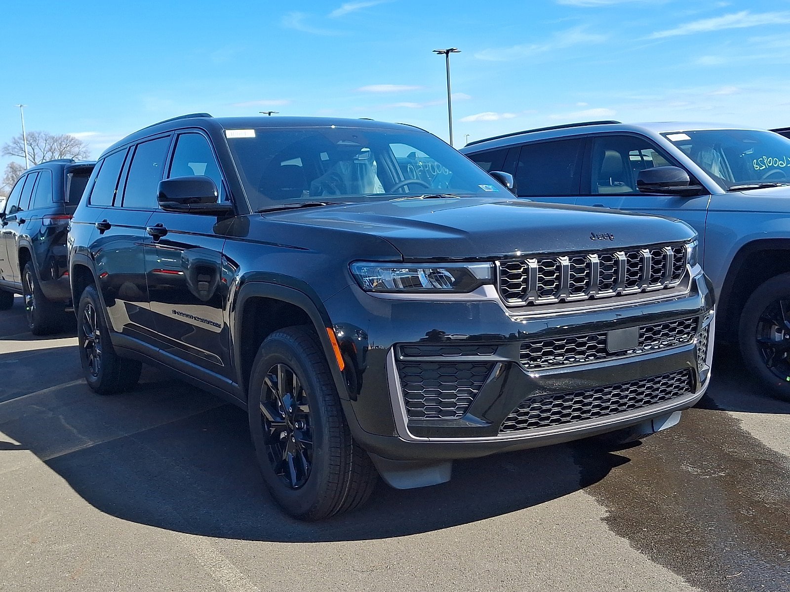 New 2026 Jeep Grand Cherokee L 4WD