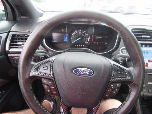 Used 2017 Ford Fusion Sport w/ Equipment Group 401A AWD/4WD image 27