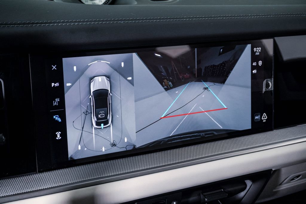 Certified 2025 Porsche Cayenne Coupe image 23