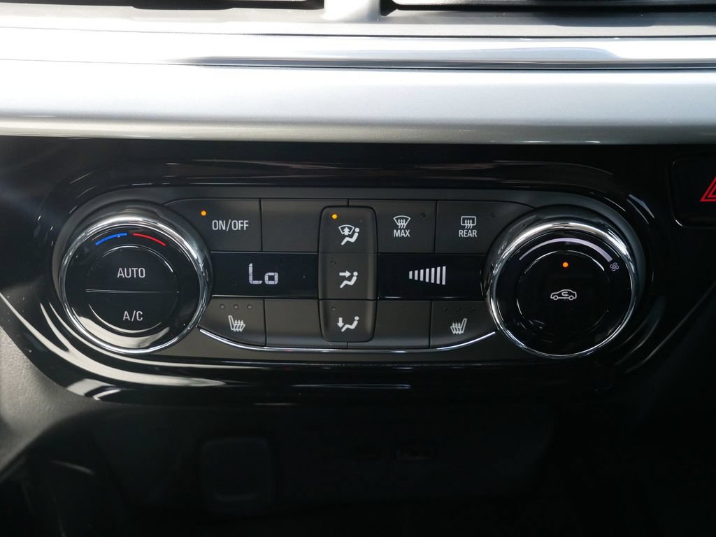 New 2026 Chevrolet Trax LT w/ Driver Confidence Package FWD image 22