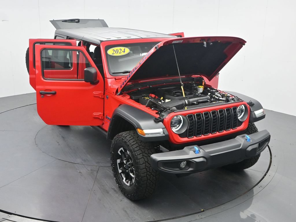 Used 2024 Jeep Wrangler Unlimited Rubicon 4xe AWD/4WD image 31