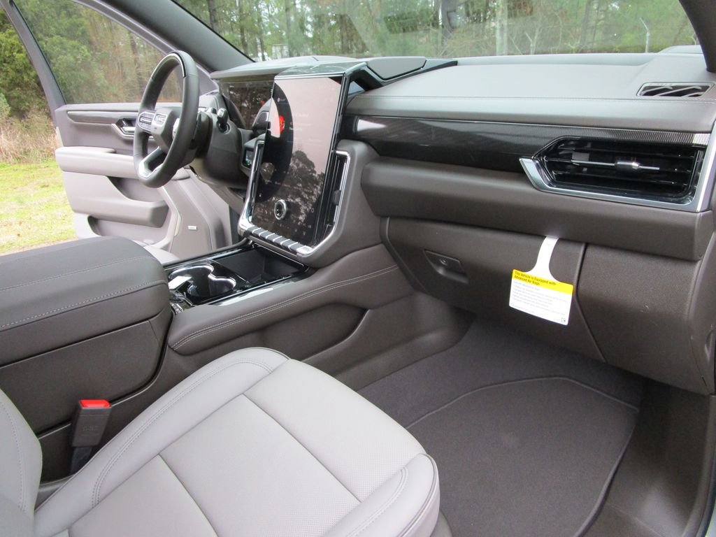 New 2026 GMC Yukon Elevation w/ Elevation Premium Package image 32