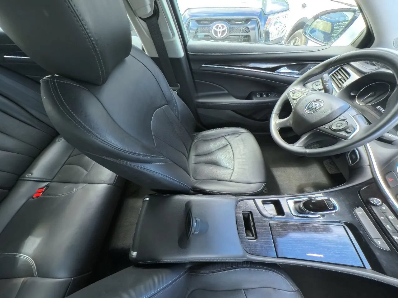 Used 2019 Buick LaCrosse Essence w/ Sun and Shade Package AWD/4WD image 27