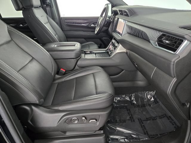 Used 2021 GMC Yukon Denali w/ Denali Ultimate Package AWD/4WD image 4