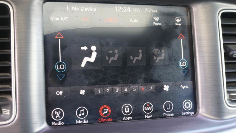 Used 2017 Dodge Charger R/T Scat Pack w/ Beats Audio Group RWD image 12