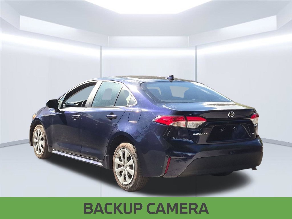 Used 2025 Toyota Corolla LE FWD image 3