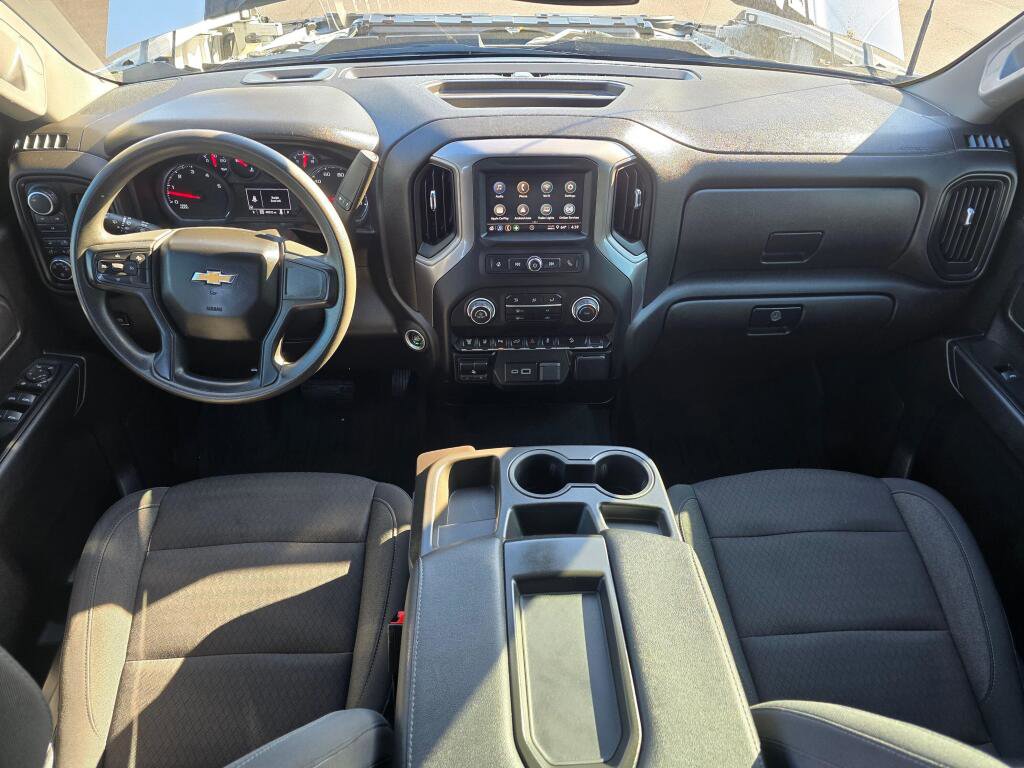 Used 2024 Chevrolet Silverado 2500 Custom w/ Custom Value Package image 19