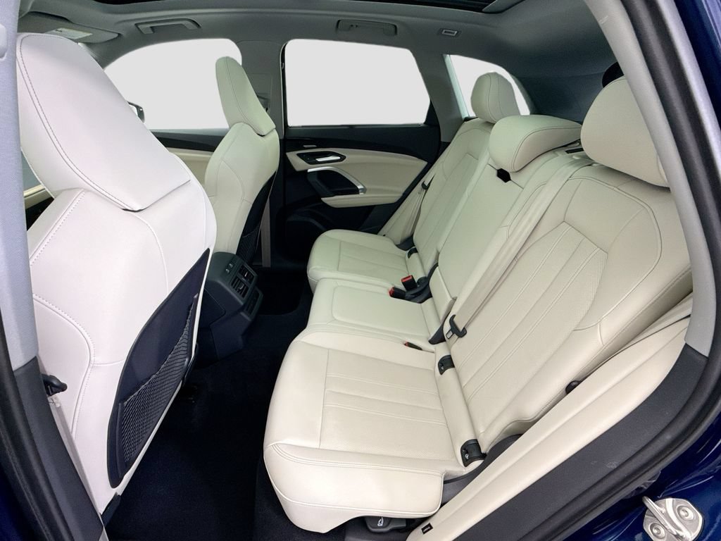 Certified 2025 Audi Q5 Premium Plus w/ Premium Plus AWD/4WD image 20
