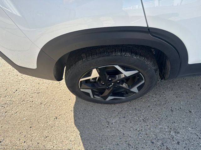 Used 2024 Kia Seltos EX AWD/4WD image 22