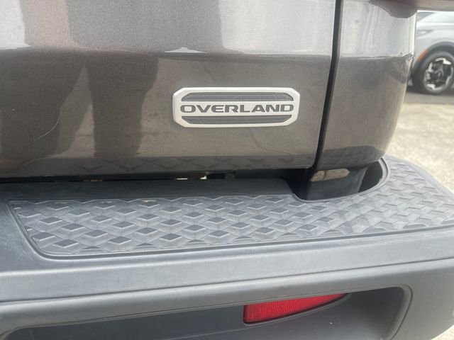 Used 2021 Jeep Gladiator Overland image 24