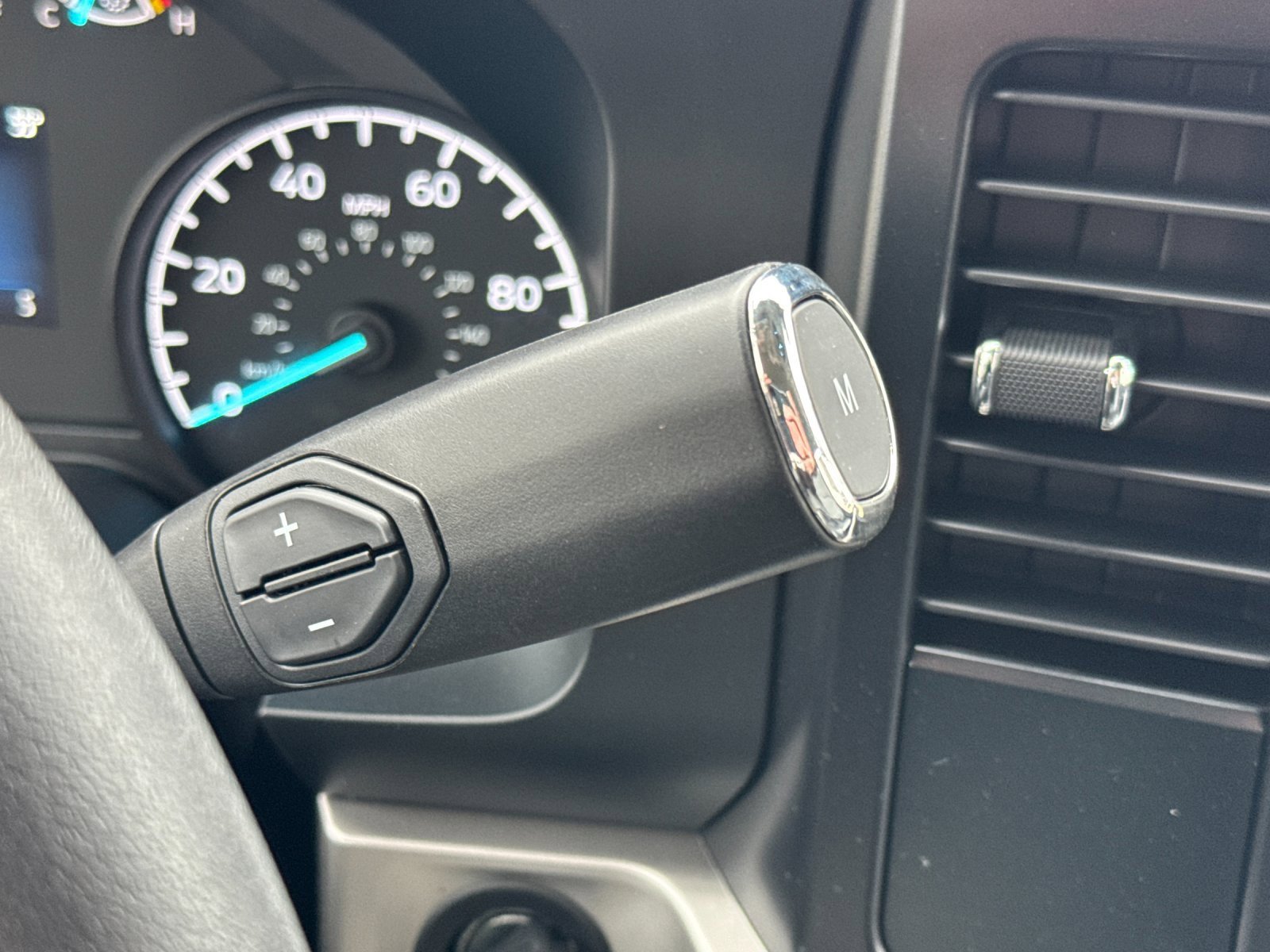 New 2025 Ford F350 XL w/ XL Chrome Package image 20