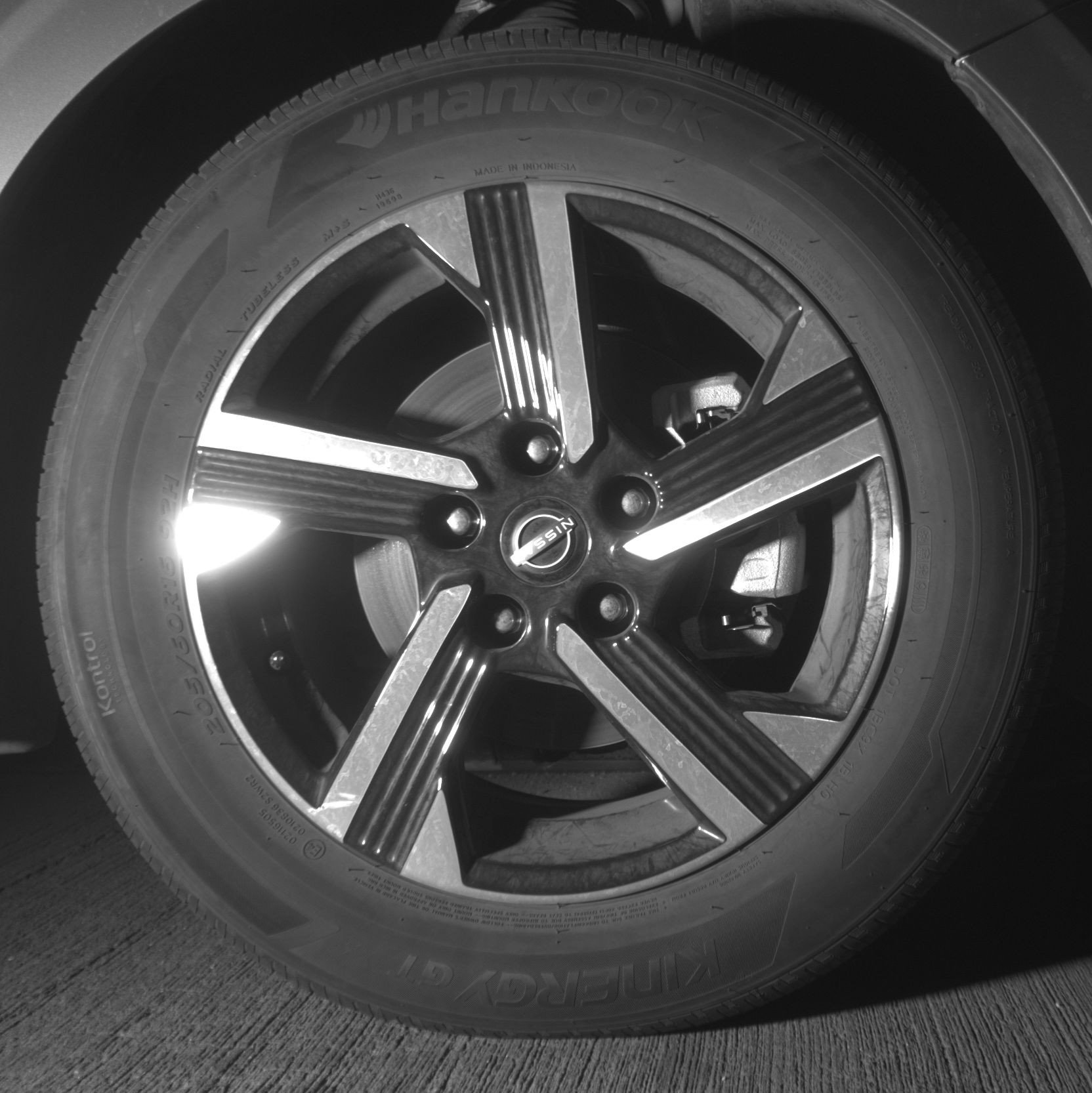 Used 2025 Nissan Sentra SV image 13