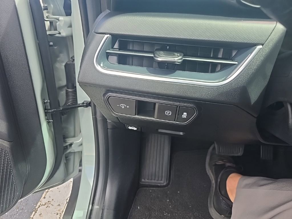 Certified 2025 Kia K4 EX image 11