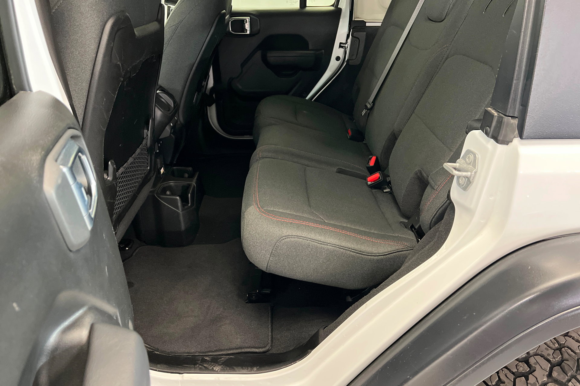 Used 2025 Jeep Wrangler Unlimited Rubicon image 21