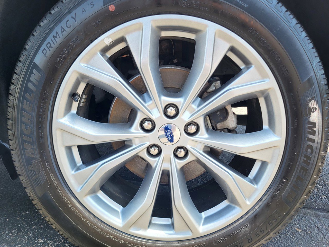 Used 2023 Ford Explorer Limited image 42
