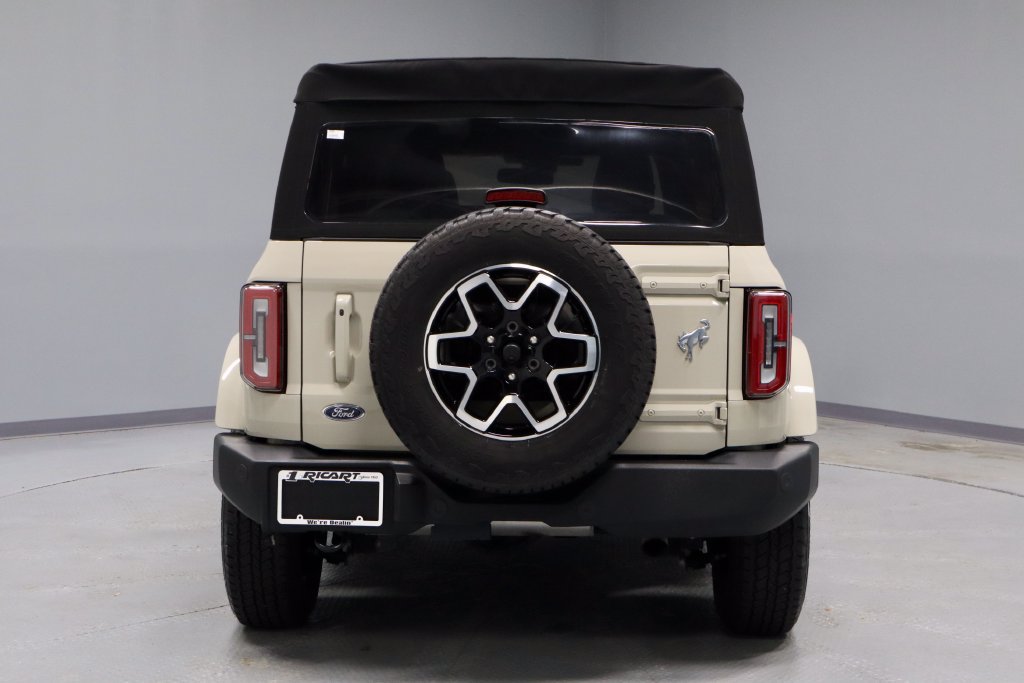 Certified 2025 Ford Bronco Outer Banks AWD/4WD image 11