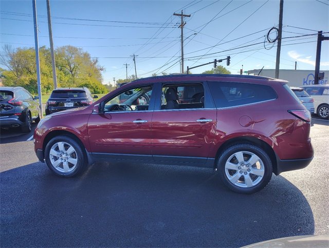 Used 2017 Chevrolet Traverse LT w/ Style and Technology Package image 9