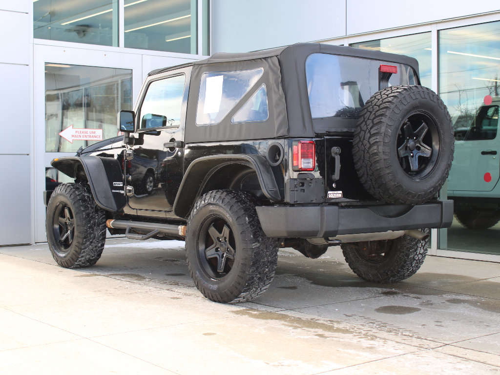 Used 2018 Jeep Wrangler Sport S image 6