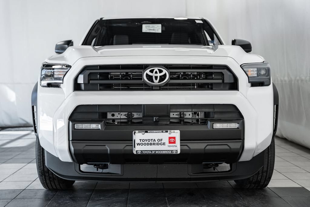New 2026 Toyota 4Runner SR5 AWD/4WD image 2