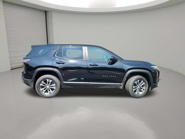 New 2027 Chevrolet Equinox LT w/ LPO, Floor Liner Package FWD image 8