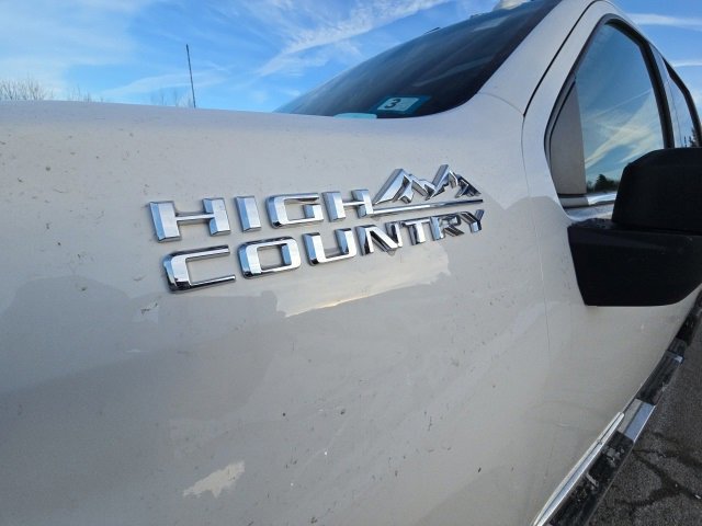 Used 2024 Chevrolet Silverado 3500 High Country image 30