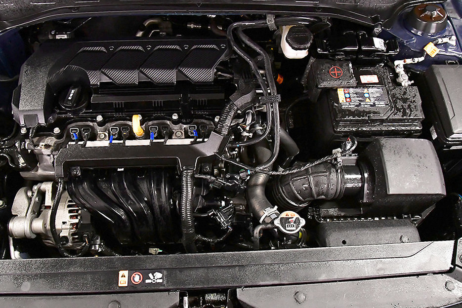 Used 2025 Hyundai Venue Limited FWD image 33