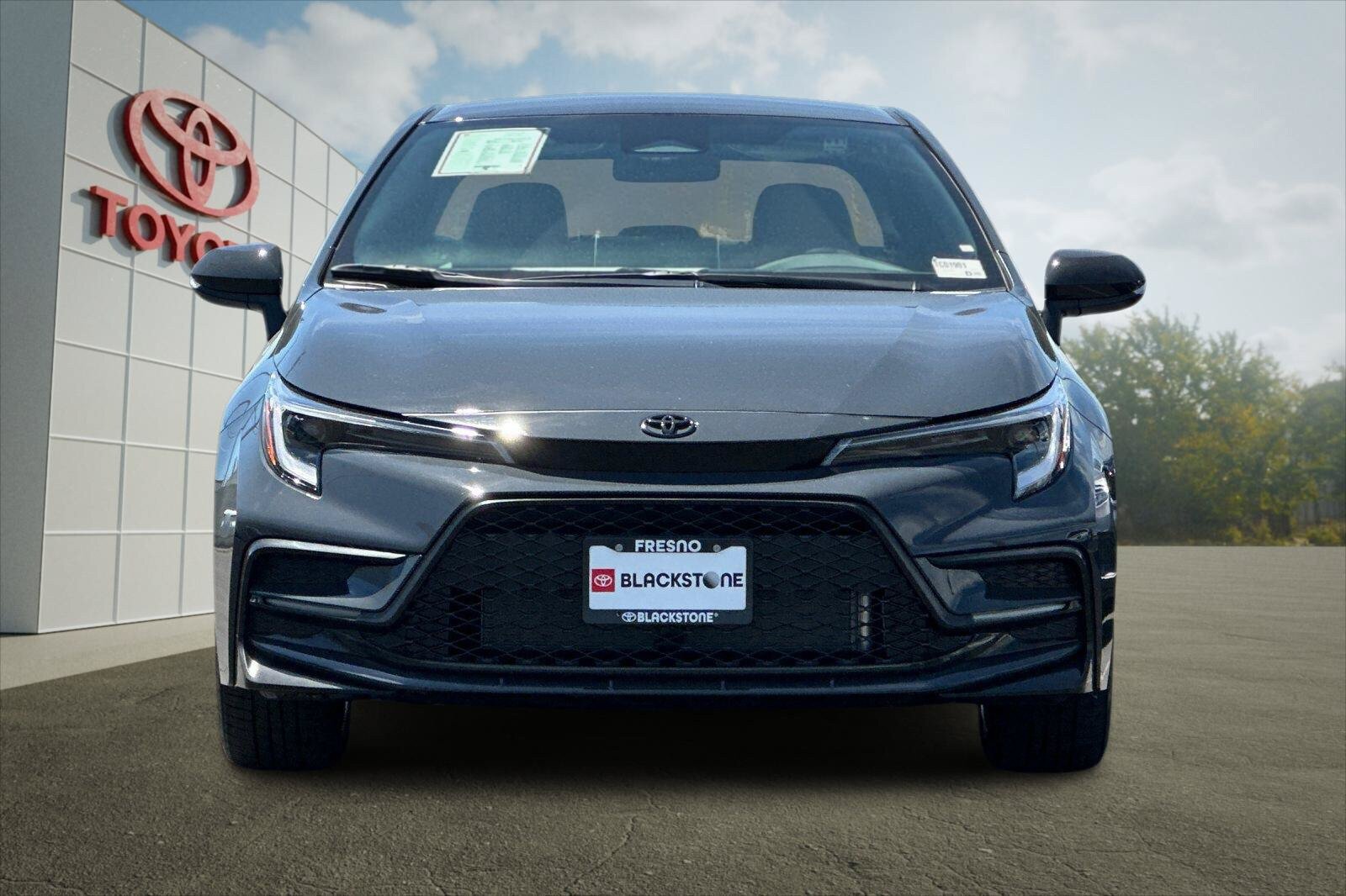 Certified 2026 Toyota Corolla SE w/ SE Package FWD image 8