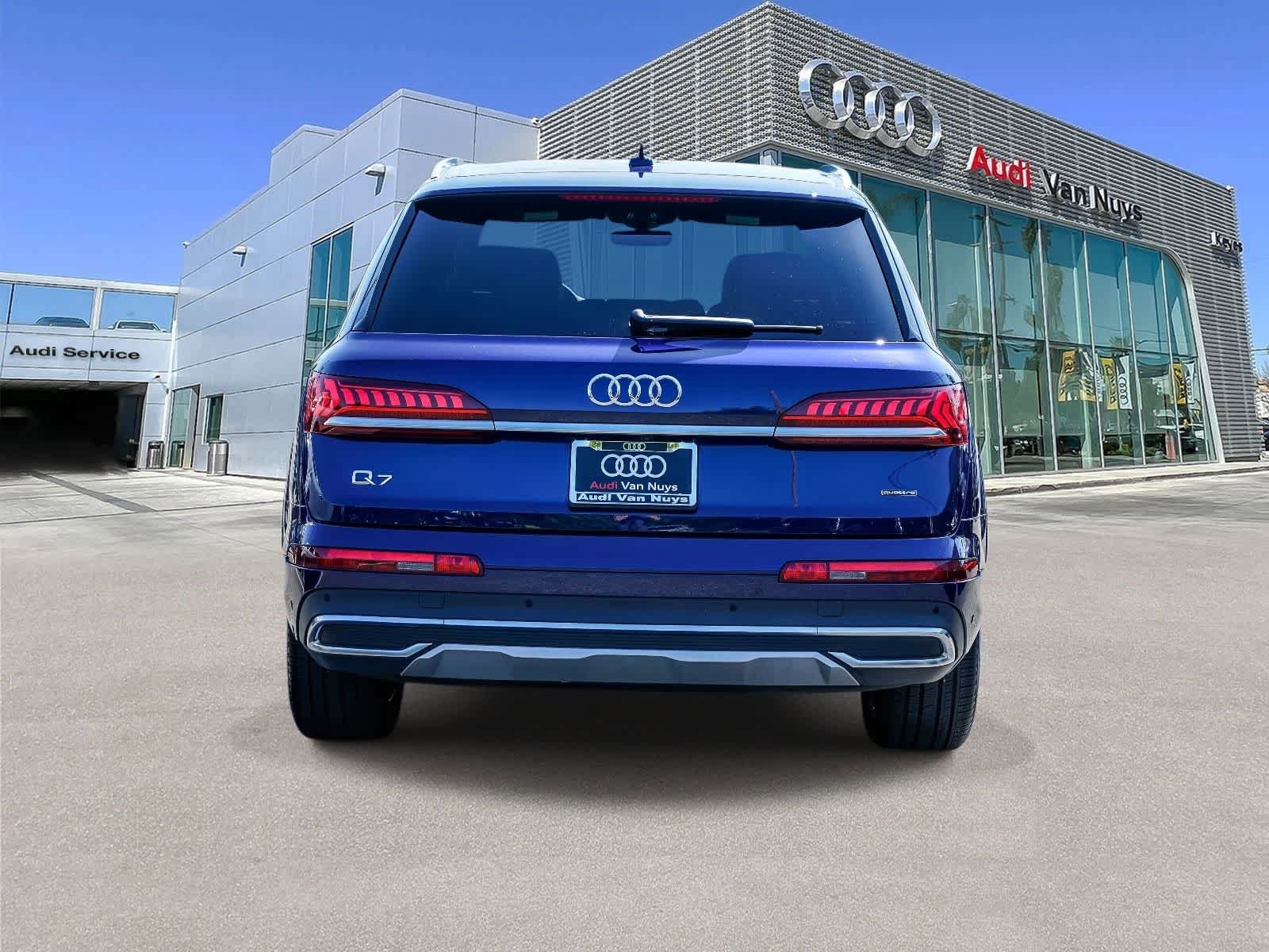 Used 2022 Audi Q7 2.0T Premium Plus w/ Premium Plus Package AWD/4WD image 3
