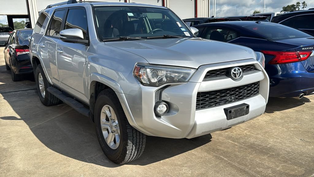 Used 2019 Toyota 4Runner SR5 Premium RWD image 2