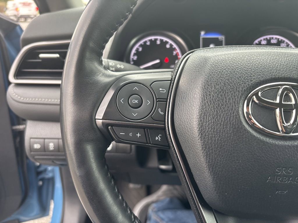 Used 2024 Toyota Camry SE w/ Cold Weather Package FWD image 19