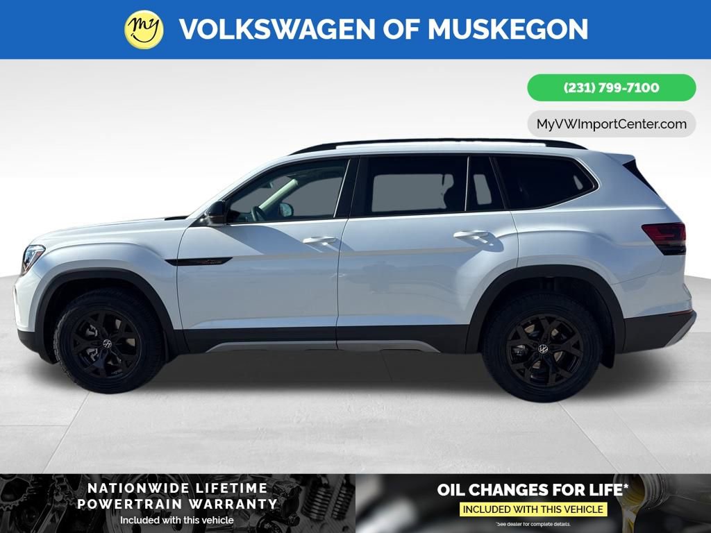 New 2026 Volkswagen Atlas Peak Edition image 4