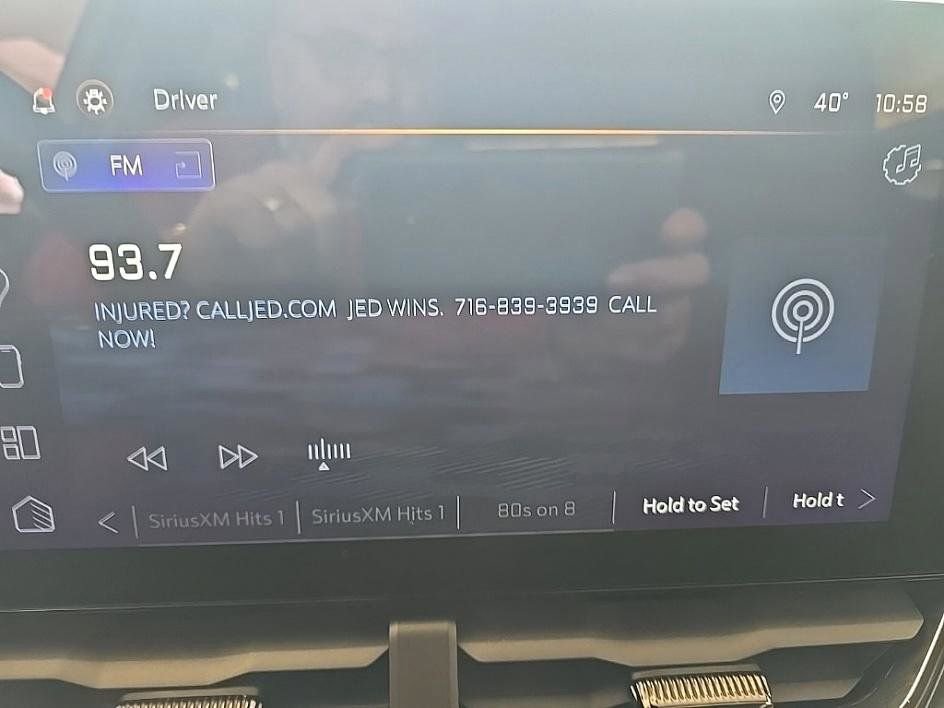 Used 2025 Chevrolet Equinox RS w/ Safety and Technology Package image 17