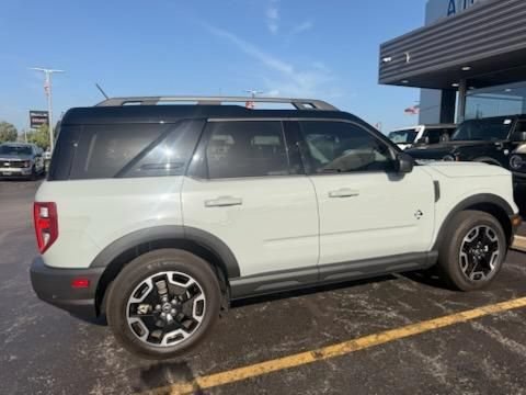 Used 2024 Ford Bronco Sport Outer Banks w/ Tech Package AWD/4WD image 9