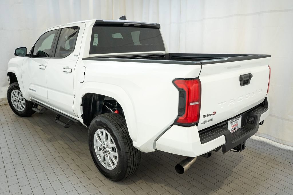 Used 2025 Toyota Tacoma SR5 image 3