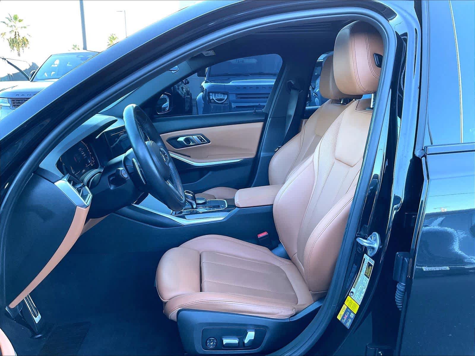 Used 2022 BMW 330e w/ M Sport Package RWD image 27