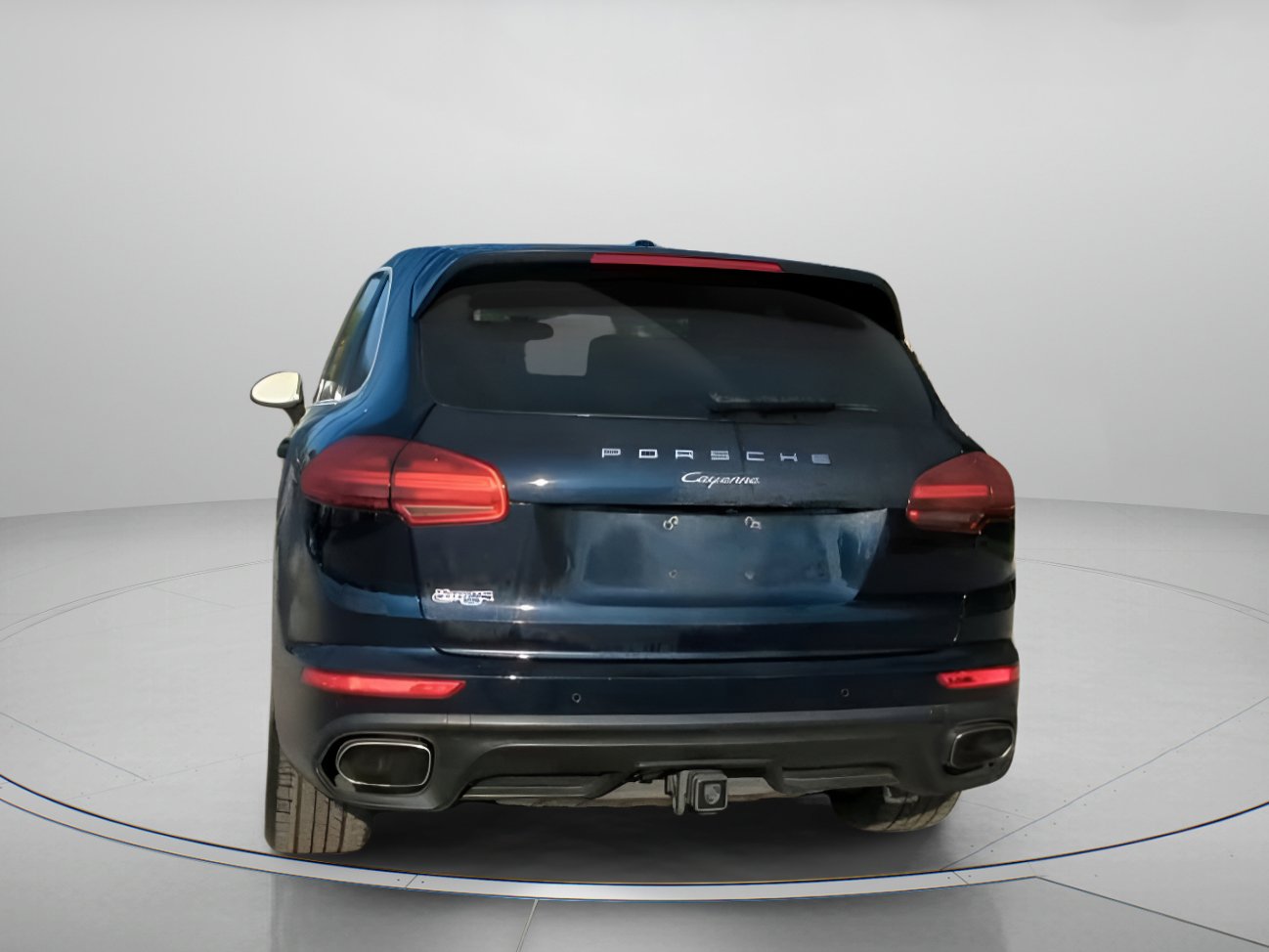 Used 2016 Porsche Cayenne image 22
