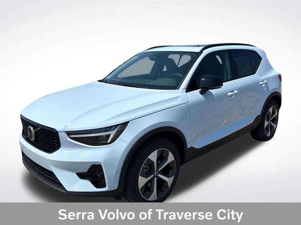 New 2026 Volvo XC40 B5 Plus w/ Protection Package Premier