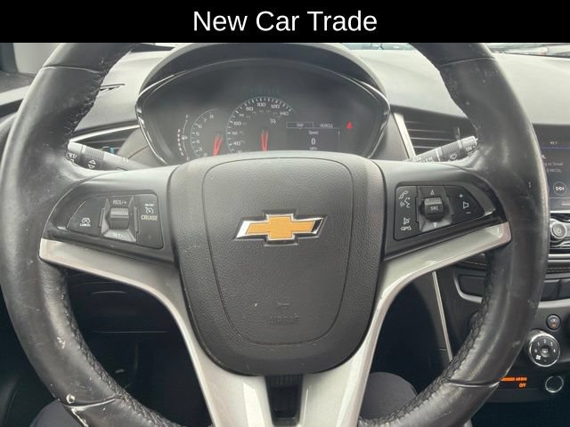Used 2021 Chevrolet Trax LT w/ Driver Confidence Package AWD/4WD image 11
