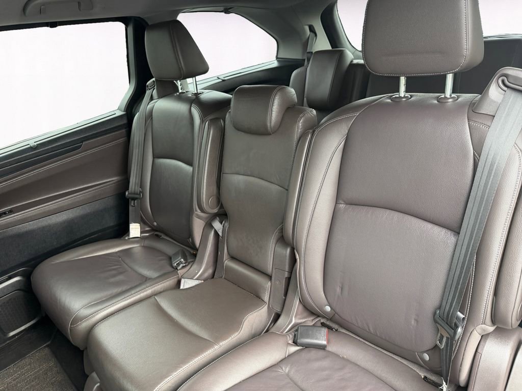 Used 2023 Honda Odyssey Touring image 13