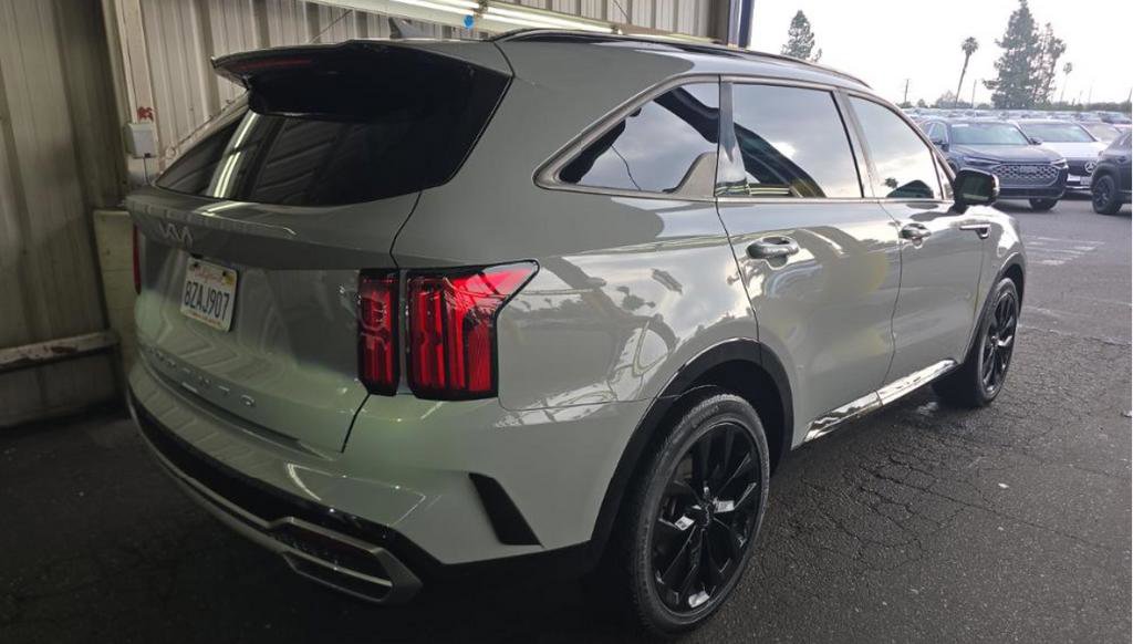 Used 2022 Kia Sorento SX FWD image 6