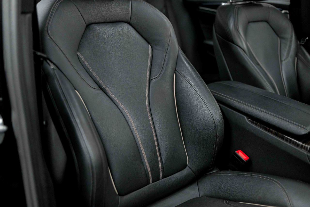 Used 2019 BMW 540i w/ M Sport Package RWD image 65