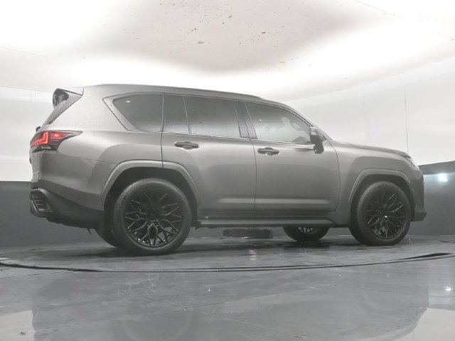 Used 2026 Lexus LX 600 4WD w/ Appearance Package image 52