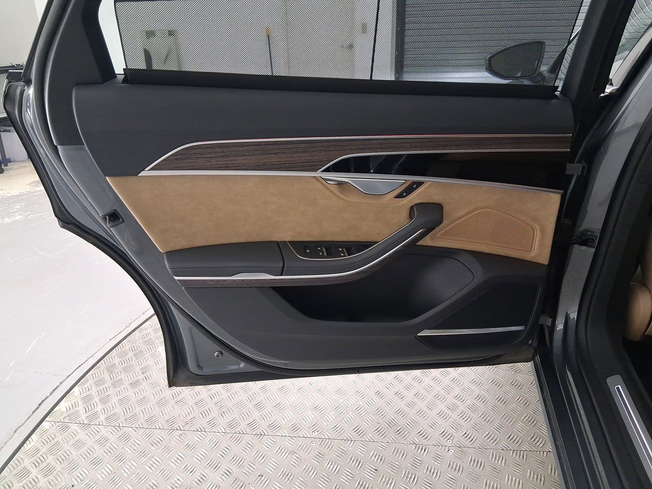 Used 2021 Audi A8 L 3.0T image 28